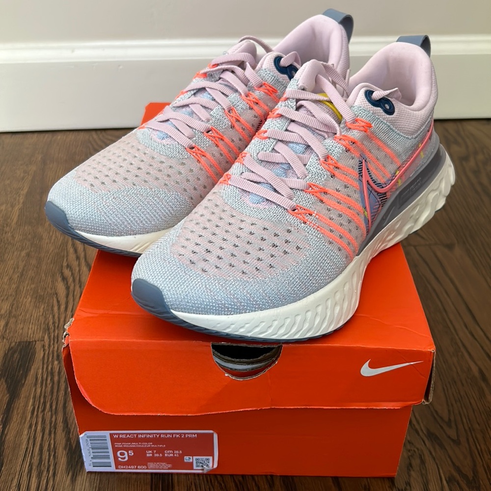 Nike Women's Running Shoes — Light Pink, Coral & Gray